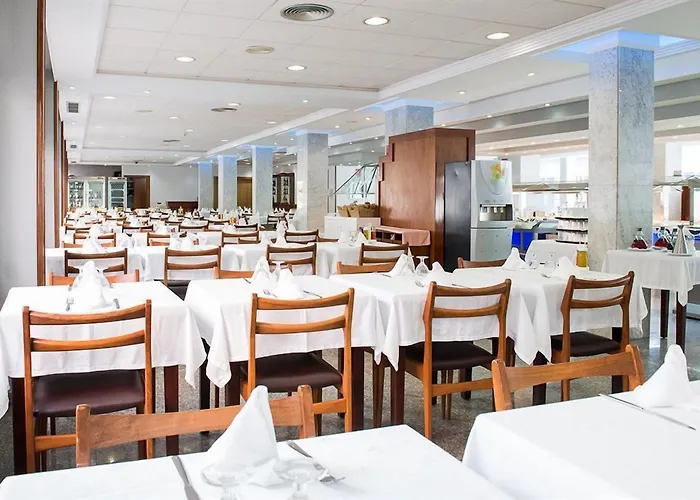 Melina Hotel 3*