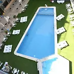 Melina Hotel