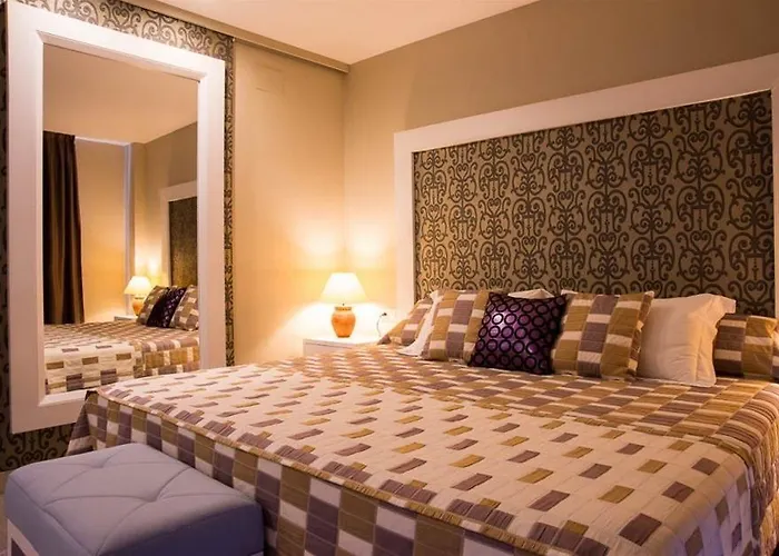 Melina Hotel 3*